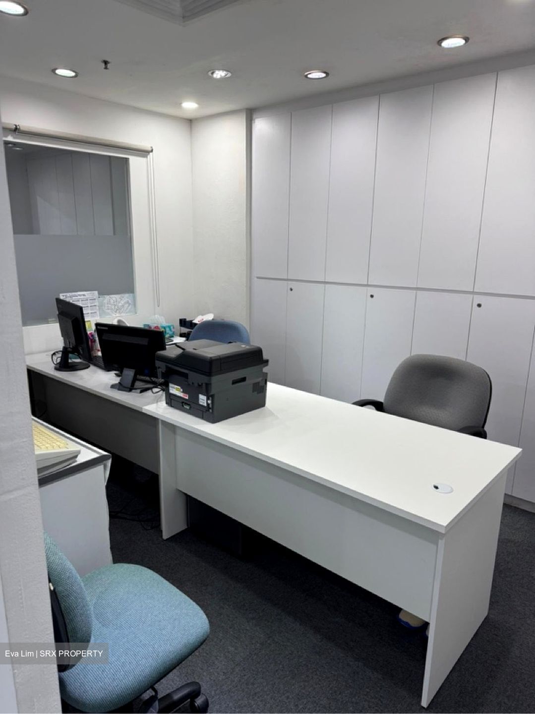 International Plaza (D2), Office #541954751
